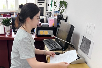 【阳光润心 快乐成长】启东市汇龙中学举行新学期心理健康调适讲座