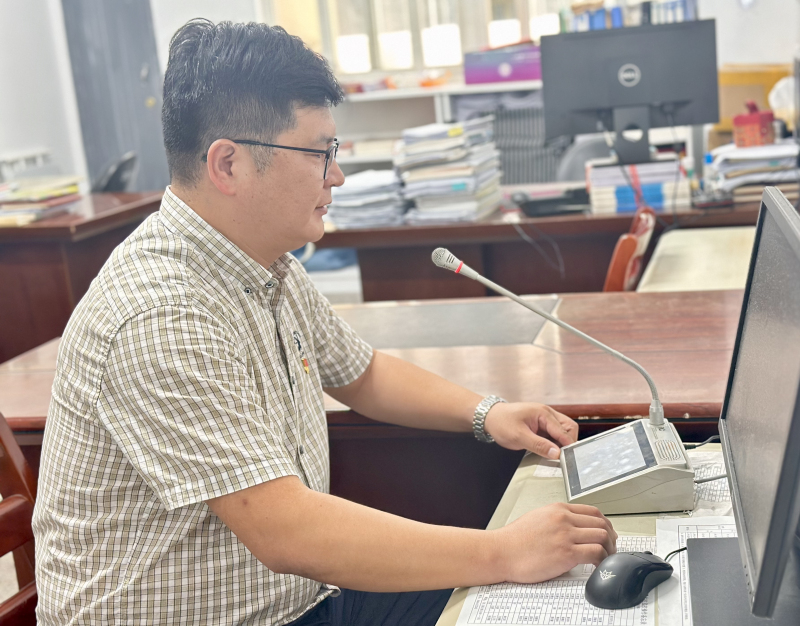 双节同辉映初心，家国同心向未来——党政一把手思政课寄语师生